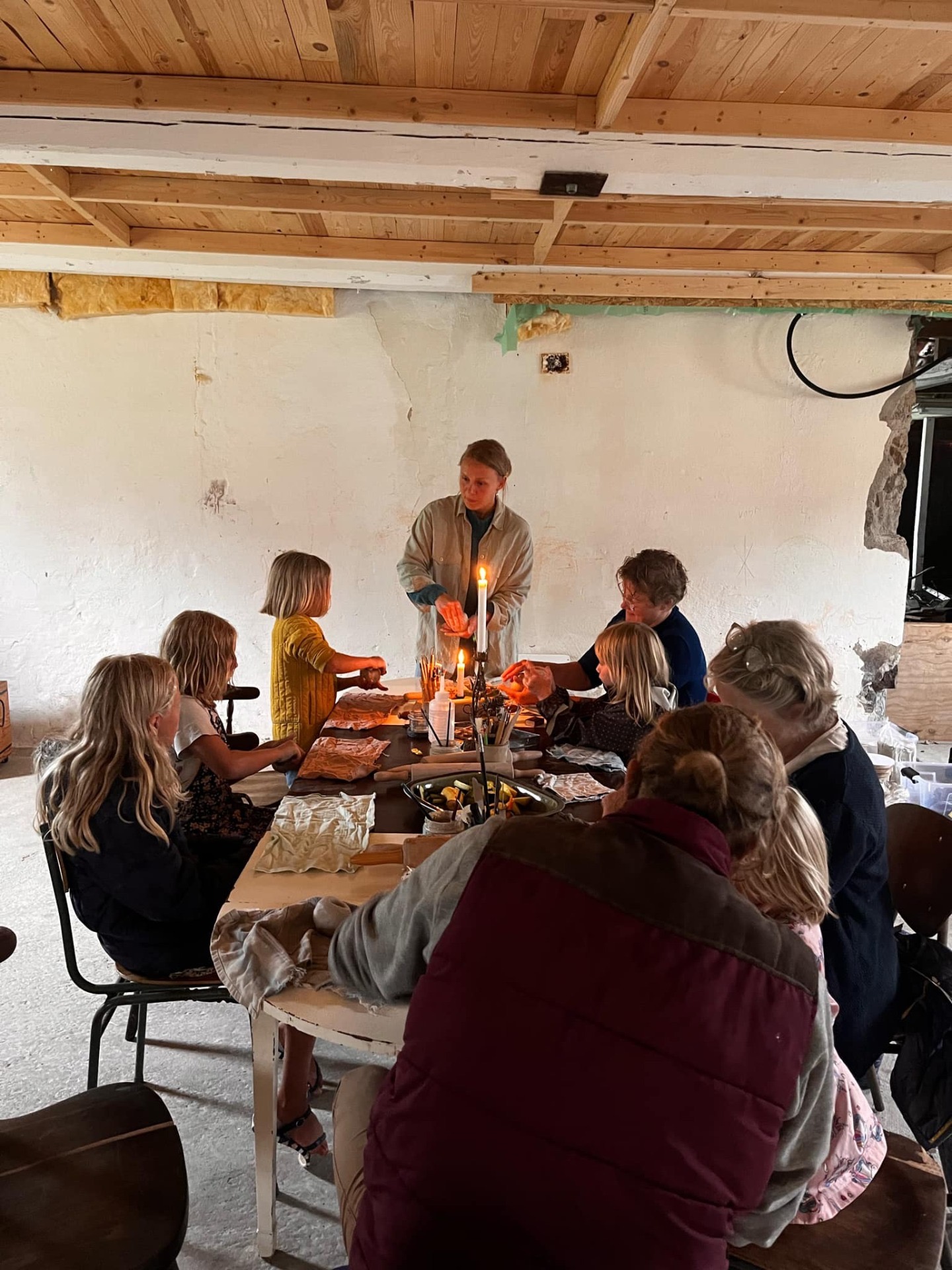 Privat aftenworkshop i stearinlys i værkstedet